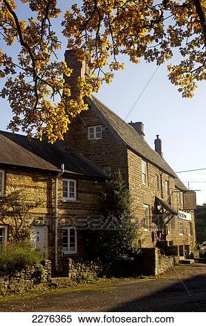 Stock Photography - The Bell Inn, Lower Heyford; Oxfordshire, England. Fotosearch