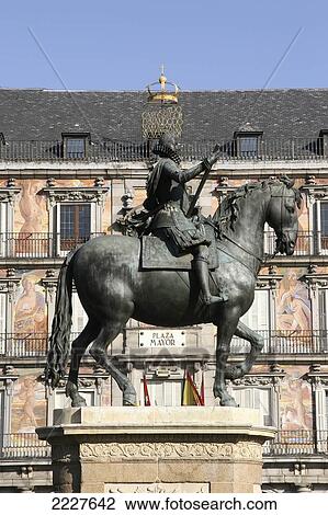 Stock Image - The Equestrian Statue Of King Philip Iii, Plaza Mayor, Madrid, Spain, Europe, Eu. Fotosearch