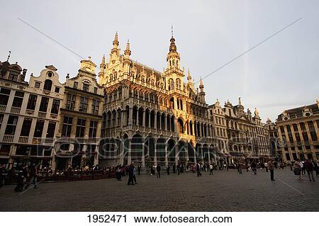The Maison du Roi (KingÆs House), built in the 1870s, houses the Mus? e de la Ville de Bruxelles on the Grand Place, Brussels, Belgium View Large Photo Image Stock Image - The Maison du Roi (KingÆs House), built in the 1870s, houses the Mus? e de la Ville de Bruxelles on the Grand Place, Brussels, Belgium. Fotosearch