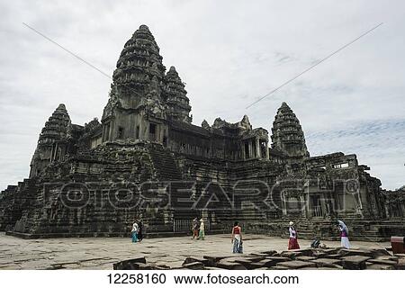 Stock Image - The most impressive temple of Angkor, built by the King Suryavarman II in the twelfth century, dedicated to Vishnu; Siem Reap, Cambodia. Fotosearch