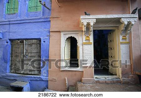 Stock Image - THE OLD CITY JODHPUR RAJASTHAN INDIA. Fotosearch