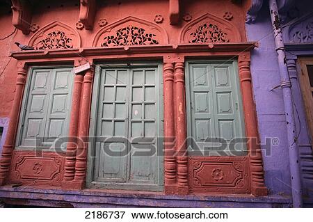 Stock Photo - THE OLD CITY JODHPUR RAJASTHAN INDIA. Fotosearch