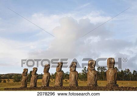 Stock Photograph - The Seven Moais (Restored In 1960 By Archaeologist William Mulloy) Of Ahu Akivi Are The Only Moai To Face The Ocean, Rapa Nui (Easter Island), Chile. Fotosearch