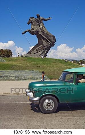 The Statue Of Antonio Maceo At Plaza De La Revolucion. View Large Photo Image Stock Photograph - The Statue Of Antonio Maceo At Plaza De La Revolucion.. Fotosearch