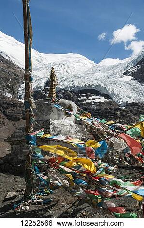 Stock Photograph - Tibetan Stupa in Kharola Glacier, Tibetan Friendship Highway; Tibet, China. Fotosearch