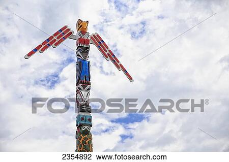 Stock Image - Totem Pole; Vermillion Bay, Ontario, Canada. Fotosearch