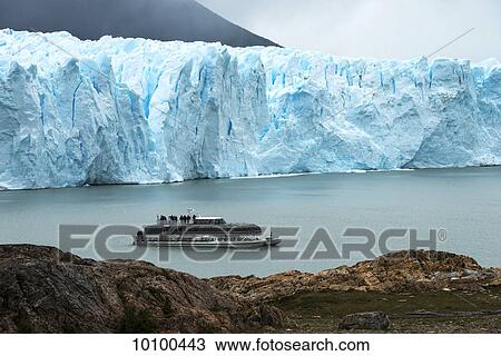 Stock Image - Tour boat in Lake Argentino with a view of Moreno Glacier, Los Glaciares National Park; Santa Cruz province, Argentina. Fotosearch