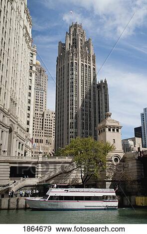 Stock Photo - Tourist Boat; Chicago, Illinois, Usa. Fotosearch