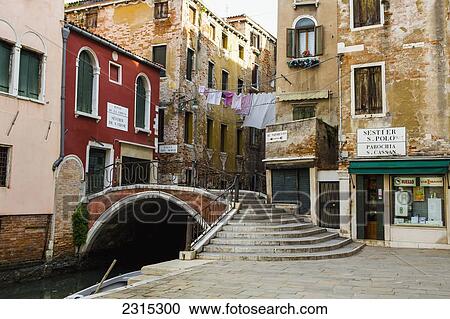 Town square; Venice, Italy View Large Photo Image Stock Image - Town square; Venice, Italy. Fotosearch