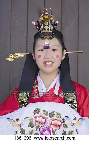 Stock Photograph - Traditional Korean Dress, Asian Festival, Heritage Square & Science Park, Phoenix, Arizona, Usa. Fotosearch