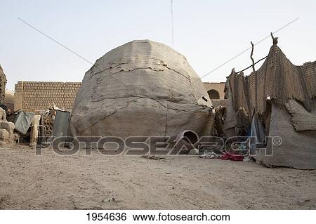 Tuareg tent, Timbuktu, Mali View Large Photo Image Stock Photograph - Tuareg tent, Timbuktu, Mali. Fotosearch