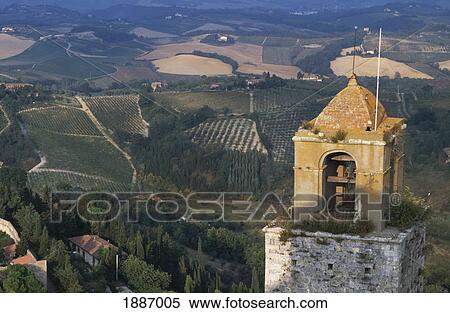 Stock Photography - Tuscan Countryside Near San Gimignano. Fotosearch