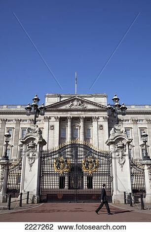 UK, England, Buckingham Palace Gates featuring Royal Coat of Arms; London View Large Photo Image Stock Image - UK, England, Buckingham Palace Gates featuring Royal Coat of Arms; London. Fotosearch