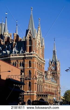 Stock Image - UK, England, London, st pancras station eurostar terminus. Fotosearch