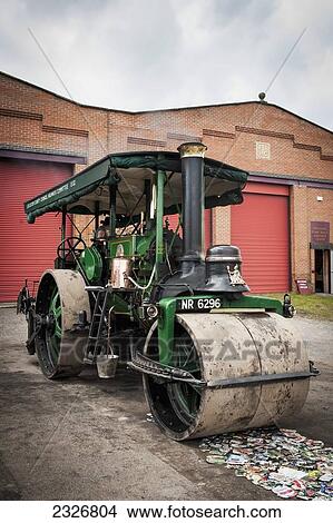 Picture - UK, England, Midland Railway; Derbyshire, Steamroller at Indietracks Festival. Fotosearch