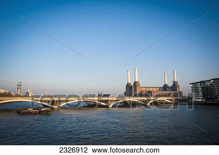Stock Image - UK, England, View of Battersea Power Station from Chelsea Bridge; London. Fotosearch
