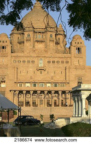 Picture - UMAID BHAWAN HOTEL JODHPUR RAJASTHAN INDIA. Fotosearch