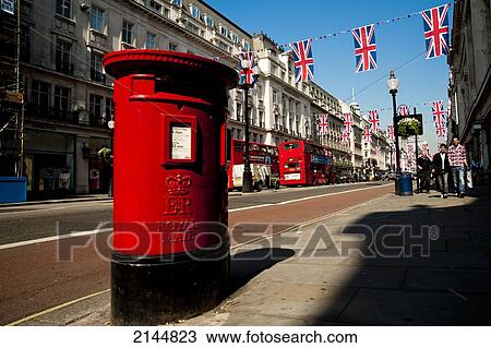 Union Jacks Decorating Regent Street In Central London, London, Uk View Large Photo Image Stock Image - Union Jacks Decorating Regent Street In Central London, London, Uk. Fotosearch