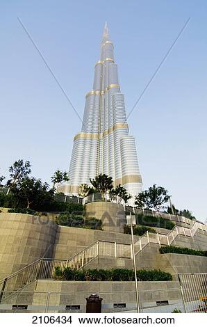 United Arab Emirates, View of Burj Khalifa hotel; Dubai View Large Photo Image Picture - United Arab Emirates, View of Burj Khalifa hotel; Dubai. Fotosearch