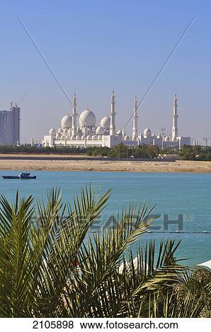 United Arab Emirates, View of Shaikh Zayed Bin Sultan Al Nahyan Mosque from Shangri-la Hotel; Abu Dhabi View Large Photo Image Stock Photo - United Arab Emirates, View of Shaikh Zayed Bin Sultan Al Nahyan Mosque from Shangri-la Hotel; Abu Dhabi. Fotosearch