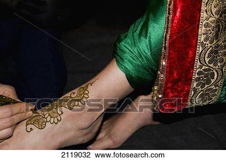 United Kingdom, England, Henna applied to foot; Esher View Large Photo Image Stock Image - United Kingdom, England, Henna applied to foot; Esher. Fotosearch