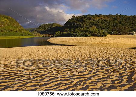 Stock Photograph - USA, Hawaii, Oahu, North Shore, river and bridge; Waimea Bay, View of valley. Fotosearch