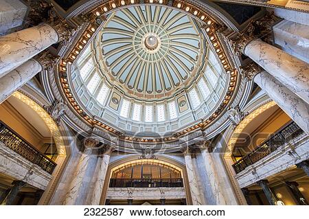 Stock Photo - USA, Mississippi, Dome inside Mississippi State Capitol; Jackson. Fotosearch