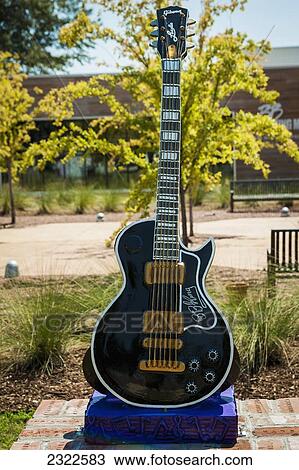 Stock Image - USA, Mississippi, Guitar outside BB King Museum; Indianola. Fotosearch
