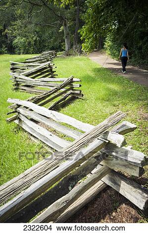 Picture - USA, Mississippi, Natchez Trace Parkway; Natchez, Wooden fence in Mount Locust Inn. Fotosearch