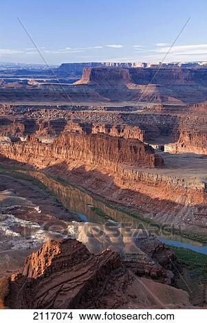 Picture - USA, Utah, near Moab, Dead Horse Point State Park, Dead Horse Point Overlook, early morning. Fotosearch