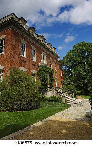 Stock Photography - USA, Washington DC, Dumbarton Oaks House and Gardens. Dumbarton Oaks is a 19th century Federal-style mansion with famous garden; Georgetown. Fotosearch