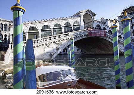 Stock Photograph - Venice, Italy. Morning Light On The Rialto Bridge.. Fotosearch