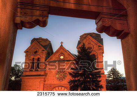 Stock Photography - View of Cathedral Basilica of St Francis of Assisi; Santa Fe, New Mexico, USA. Fotosearch