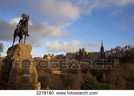Stock Image - View over Princes Street Gardens; Edinburgh, Scotland. Fotosearch