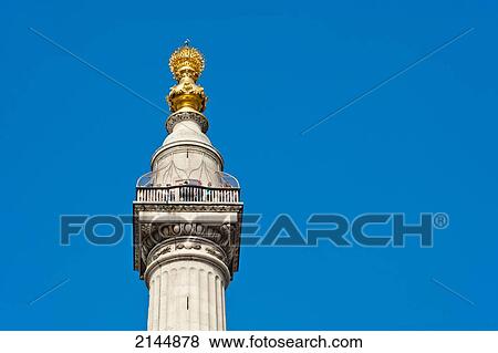 Stock Photo - Viewing Platform At The Monument To The Great Fire Of London, 202 Ft Tall Stone Roman Doric Column Marking The Site Where The Fire Started, London, Uk. Fotosearch