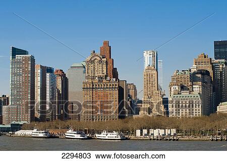 Views Of Manhattan From The Staten Island Ferry, New York, Usa View Large Photo Image Stock Image - Views Of Manhattan From The Staten Island Ferry, New York, Usa. Fotosearch