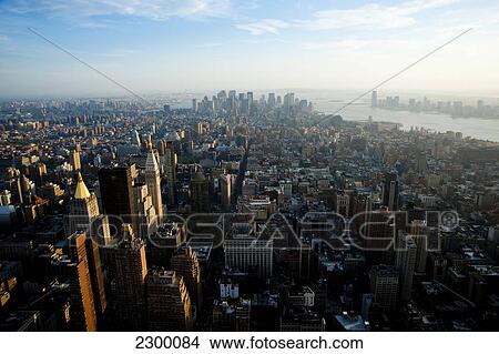 Views Of Manhattan From The Top Of The Empire State Building, New York, Usa View Large Photo Image Picture - Views Of Manhattan From The Top Of The Empire State Building, New York, Usa. Fotosearch
