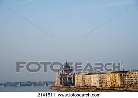 Stock Image - Views of the Hngarian Parliament from the Chain Bridge, Budapest, Hungary. Fotosearch