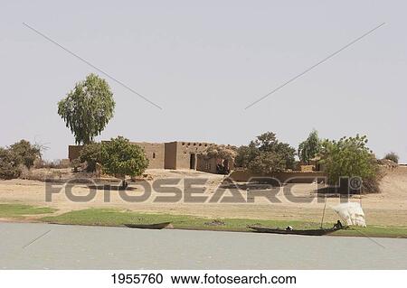 Village Along The Shores Of The Niger River Between Sebi And Niafunke, Mali View Large Photo Image Stock Image - Village Along The Shores Of The Niger River Between Sebi And Niafunke, Mali. Fotosearch