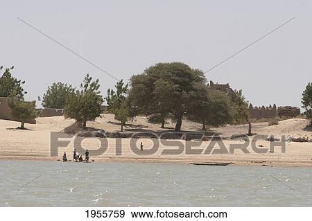 Stock Photo - Village Along The Shores Of The Niger River Between Sebi And Niafunke, Mali. Fotosearch