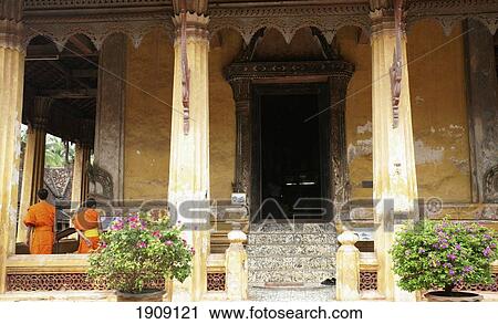Wat Si Saket, Vientiane, Laos View Large Photo Image Stock Image - Wat Si Saket, Vientiane, Laos. Fotosearch