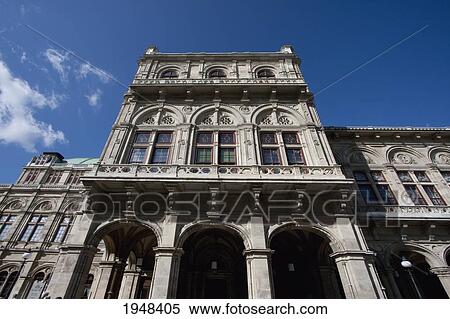 Stock Photography - Wiener Staatsoper (Vienna State Opera House) at night, Vienna (Wien), Austria. Fotosearch