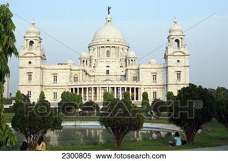 Within grounds of Victoria Memorial, a popular romantic place for dating couples. Calcutta / Kolkata, the capital of West Bengal State, India, Asia. View Large Photo Image Stock Photography - Within grounds of Victoria Memorial, a popular romantic place for dating couples. Calcutta / Kolkata, the capital of West Bengal State, India, Asia.. Fotosearch