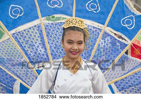 Woman In Flower Festival, Chiang Mai, Thailand View Large Photo Image Picture - Woman In Flower Festival, Chiang Mai, Thailand. Fotosearch