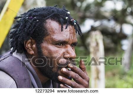 Picture - Yali man, Baliem Valley, Central Highlands of Western New Guinea, Papua, Indonesia. Fotosearch