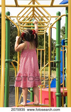 climbing playground equipment