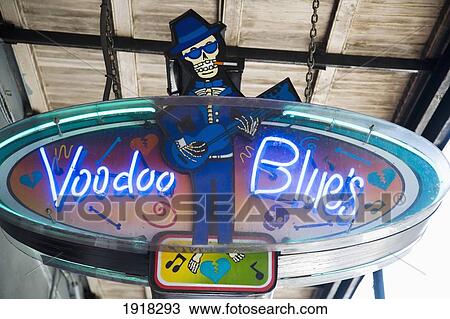 Stock Image - Young Girls Standing At Shooting Gallery, Atlantic City, New Jersey, Usa. Fotosearch