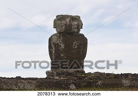 Ahu Ature Huki Moai Restored By The Norwegian Expedition In 1956 At Anakena Beach, Rapa Nui (Easter Island), Chile View Large Photo Image Stock Image - Ahu Ature Huki Moai Restored By The Norwegian Expedition In 1956 At Anakena Beach, Rapa Nui (Easter Island), Chile. Fotosearch