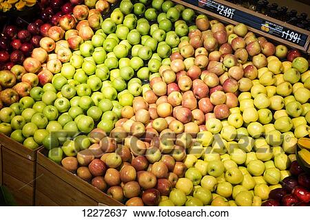 Stock Photo - Apple display in supermarket; Selingsgrove, Pennsylvania, United States of America. Fotosearch