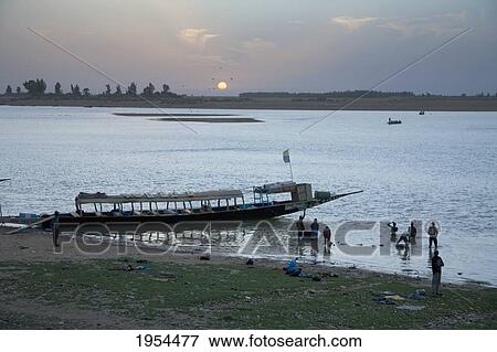 Bateau, sur, les, niger, rivière, dans, mopti, mali Banque 